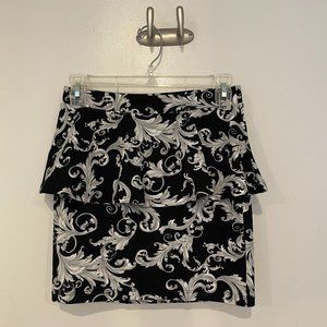 Forever 21 Patterned Peplum mini skirt